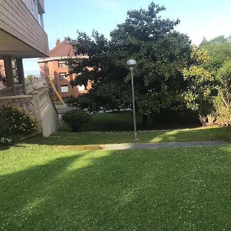 아파트 Piso Vacacional En El Sardinero Con Garaje Incluido *