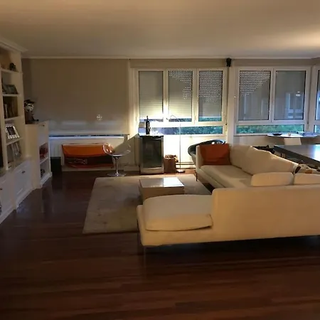 Apartament Piso Vacacional En El Sardinero Con Garaje Incluido