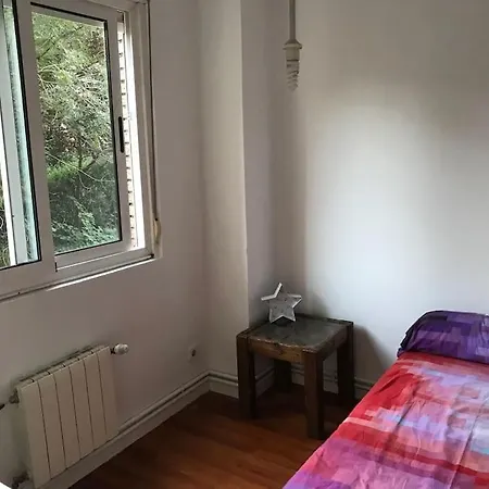 Piso Vacacional En El Sardinero Con Garaje Incluido *