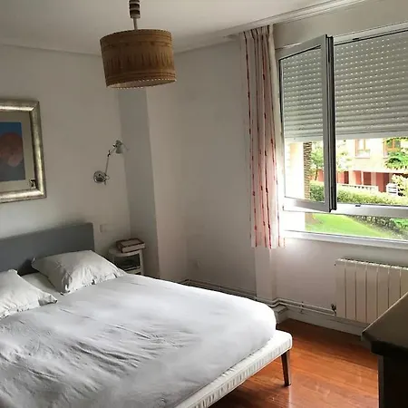 Piso Vacacional En El Sardinero Con Garaje Incluido Lägenhet