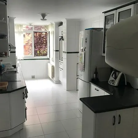 Piso Vacacional En El Sardinero Con Garaje Incluido