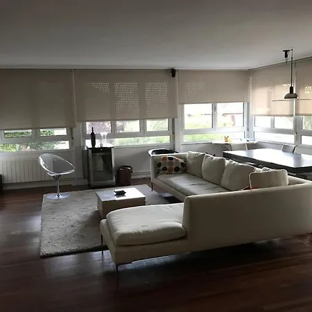 Piso Vacacional En El Sardinero Con Garaje Incluido